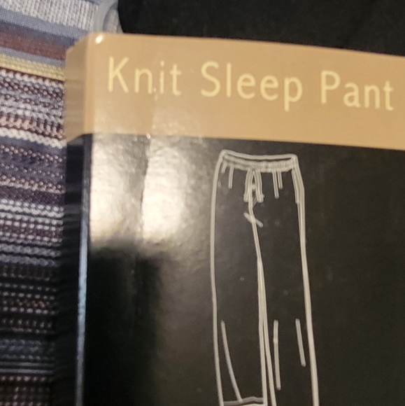 NWT Mens lounging pants - Picture 2 of 3